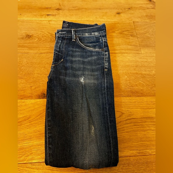 Citizens of Humanity high rise rocket distressed jeans. - Picture 2 of 6